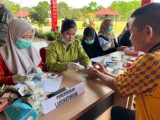 Deteksi Dini Penyakit, Ratusan Siswa dan Personel SPN Anggotoa Polda Sultra Lakukan Pemeriksaan Kesehatan