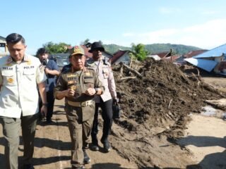 Gerbang Ekonomi Tersendat, Mendagri Perintahkan Perbaikan Cepat Infrastruktur Rusak Pasca-Banjir Aceh