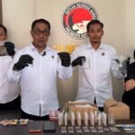 Produksi dan Jual Sinte Rp500 Ribu Per Botol. Dua Pelaku Diamankan Satresnarkoba Polresta Kendari Sultra