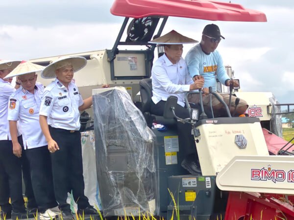 Surplus Ekonomi di Atas Rata-Rata Nasional! Wamendagri: Ini Berkat Bupati dan Masyarakat Konawe