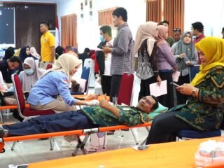 Peringati Hari Anti Narkotika Internasional. Puluhan ASN Pemkab Konawe Ikuti Kegiatan Donor Darah